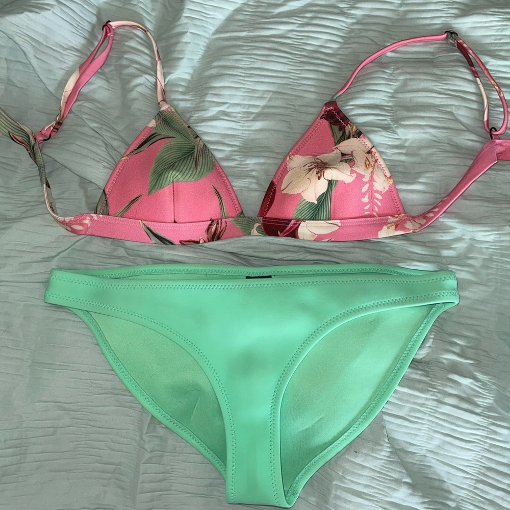 Triangl Bikini